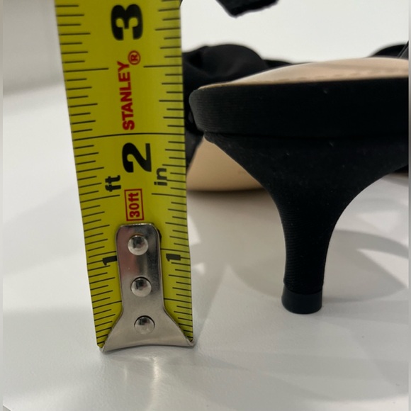 White House Black Market Elegant Black Slingback Heels with Bow, Size 8.5 - Picture 4 of 5